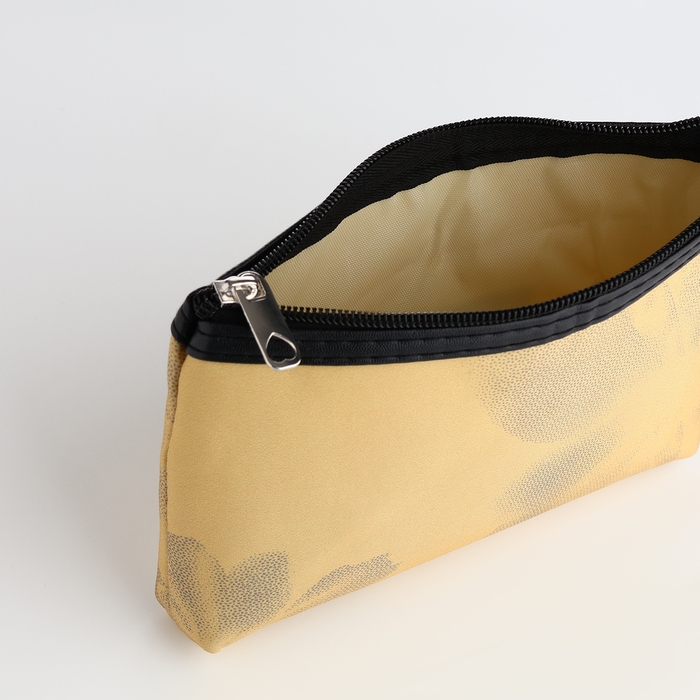 Косметичка на молнии, цвет жёлтый Косметичка на молнии, цвет жёлтый