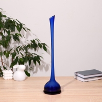 Ваза С-81/3 из синего стекла (без декора) h=51см, d горлышка=3х2.5см, d основания=12см Ваза С-81/3 из синего стекла (без декора) h=51см, d горлышка=3х2.5см, d основания=12см