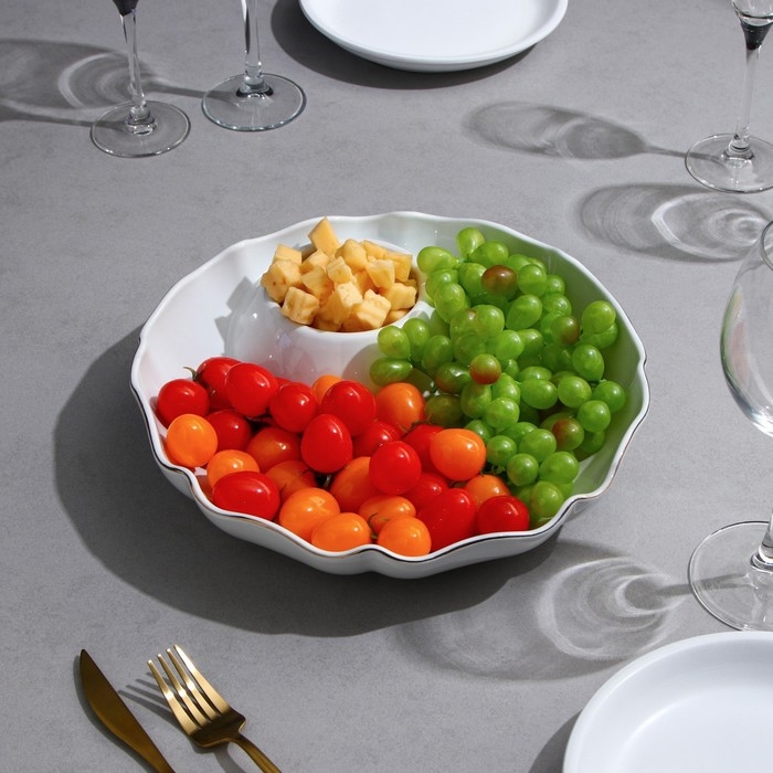 Блюдо для закусок, 2 л, золотая обводка, фарфор, Иран Блюдо для закусок, 2 л, золотая обводка, фарфор, Иран