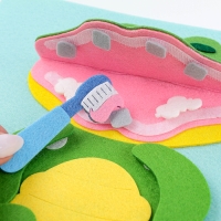 Развивающая книжка &laquo;Лечим зубки&raquo;