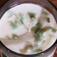 Свеча соевая "7 чакр" с кристаллами, 200 гр, Анахата Свеча соевая "7 чакр" с кристаллами, 200 гр, Анахата