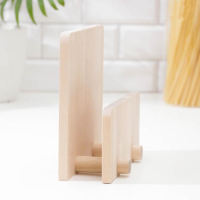 Нaбор разделочных досок на подставке Доляна, 3 шт: 35&times;22 см, 32&times;20 см, 31&times;18 см, массив берёзы