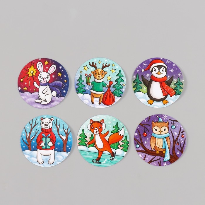 Наклейка бумага "Зверята - Зимние праздники" d=2,5 см 252 шт в рулоне
