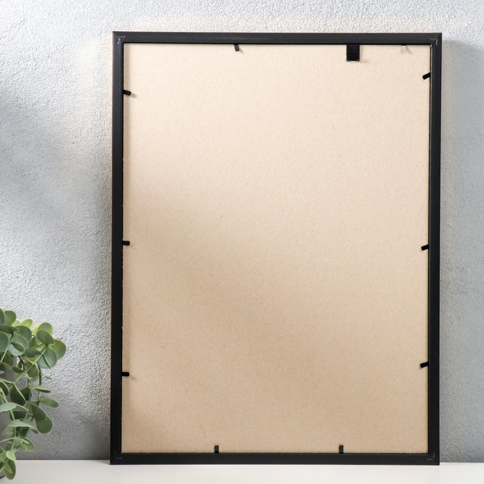 Фоторамка пластик 30х40 см золото (111) Фоторамка пластик 30х40 см золото (111)