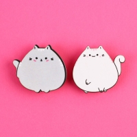 Значки деревянные, неразлучники &laquo;Мир Дружба Жвачка&raquo;, 2 шт., 8 х 12 см.