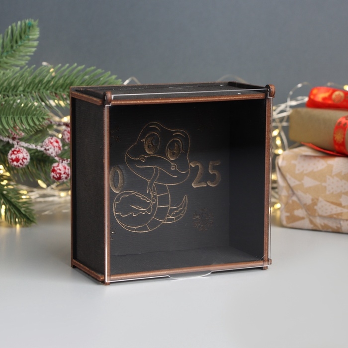 Новогодняя шкатулка Новогодняя шкатулка "Змея 2025" 6х12х12 см