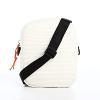 Сумка молодёжная на молнии, наружный карман, цвет белый