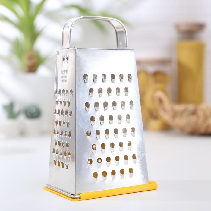 Тёрка с крышкой-дозатором и стороной для сыра, металлическая ручка, цвет МИКС Тёрка с крышкой-дозатором и стороной для сыра, металлическая ручка, цвет МИКС