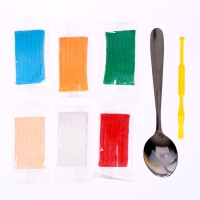 Декор кружки и ложки полимерной глиной на новый год «Зайка и подарок», новогодний набор для творчества Декор кружки и ложки полимерной глиной на новый год «Зайка и подарок», новогодний набор для творчества