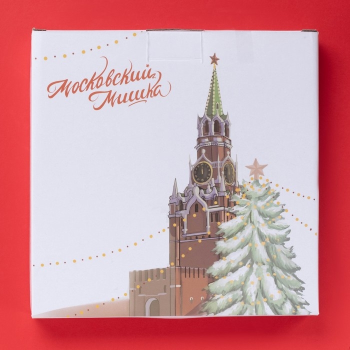 Тарелка новогодняя Доляна &laquo;Московский мишка&raquo;, d=20,5 см, фарфор, цвет белый