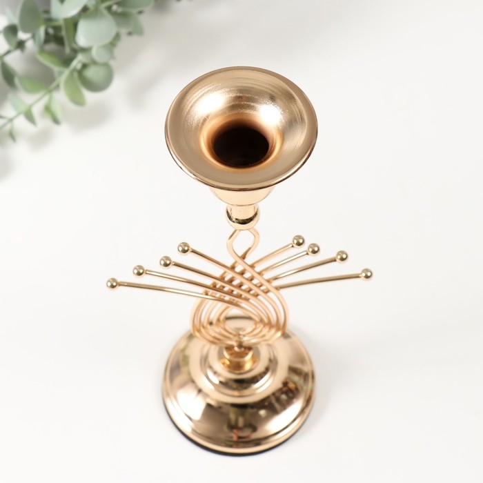 Подсвечник металл на 1 свечу Подсвечник металл на 1 свечу "Золотое сечение" d=2-6 см 8х8х23 см