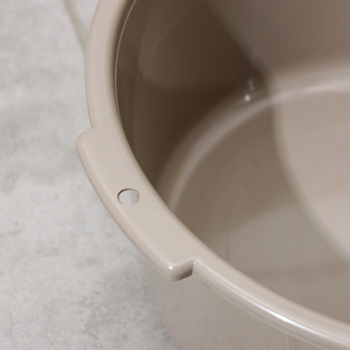 Таз круглый хозяйственный, 8 л, цвет МИКС Таз круглый хозяйственный, 8 л, цвет МИКС