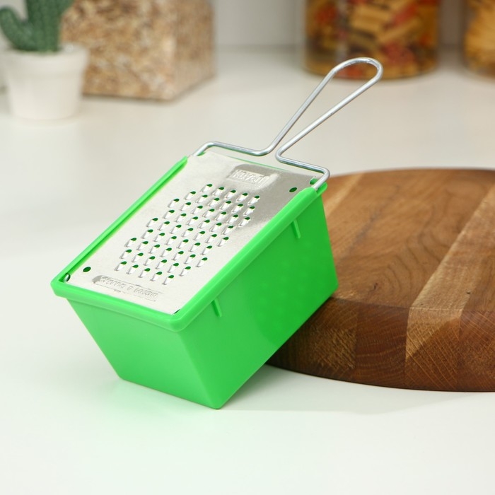 Тёрка плоская с контейнером «Морковная», цвет МИКС Тёрка плоская с контейнером «Морковная», цвет МИКС