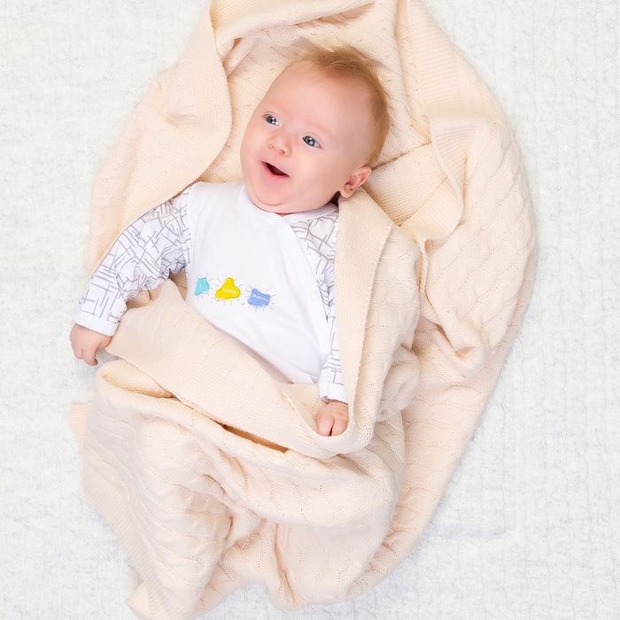 Одеяло-плед вязаное Косичка 95х110см, бежевый, 260г/м, акрил 81%, PVC 13%, полиамид 6%