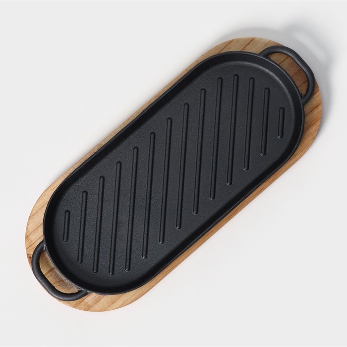Сковорода чугунная «Овал гриль», 43×16,5×2,5 см, с ручками, на деревянной подставке Сковорода чугунная «Овал гриль», 43×16,5×2,5 см, с ручками, на деревянной подставке