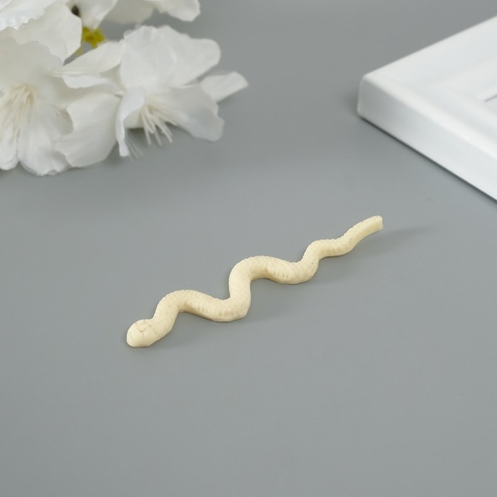 Новогодний молд силикон Новогодний молд силикон "Змейка" 0,3х6,5х1,3 см