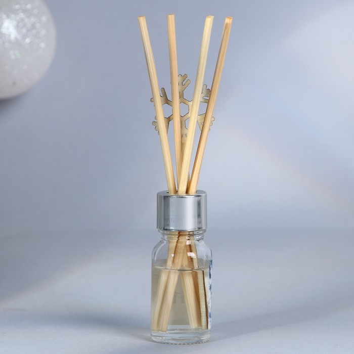 Новый год! Диффузор ароматический палочки &laquo;Новогодняя коллекция: Волшебных праздников&raquo;, на Новый год, аромат персик, 10 мл.