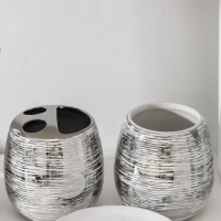 Набор аксессуаров для ванной комнаты &laquo;Нити&raquo;, 4 предмета (мыльница, дозатор 400 мл, 2 стакана), цвет серебряный