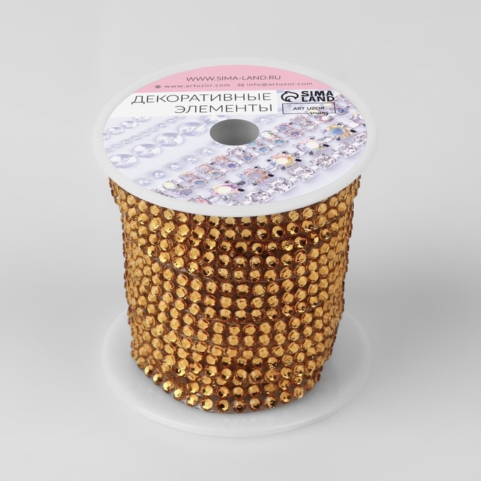 Стразы термоклеевые, d = 4 мм, ширина - 10 мм, 4,5 &plusmn; 0,5 м, цвет золотой