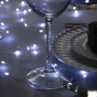 Гирлянда &laquo;Мишура&raquo; 2 м роса, IP20, серебристая нить, 50 LED, батарейки CR2032х2 (в комплекте), свечение белое