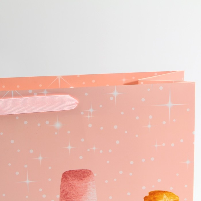 Пакет подарочный новогодний ламинированный &laquo;Бутылочку для тебя&raquo;, L 31 х 40 х 11,5 см, Новый год