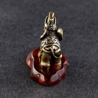 Сувенир "Слон Тайский", латунь, янтарь