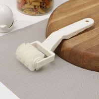 Валик для нарезки теста Доляна &laquo;Сетка&raquo;, 20&times;7&times;4,5 см, цвет белый