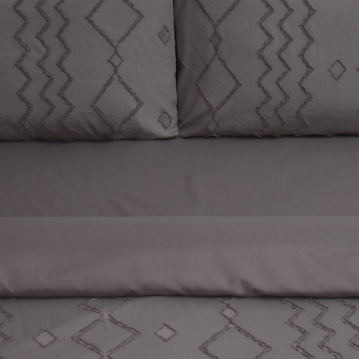 Постельное бельё LoveLife Tufting евро Постельное бельё LoveLife Tufting евро "Орнамент" 200*217см,230*240см,50*70см-2шт, цвет серый, 110 г/м2