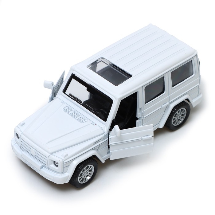 Машина &laquo;Внедорожник&raquo;, 1:32, инерция, световые и звуковые эффекты, цвет белый