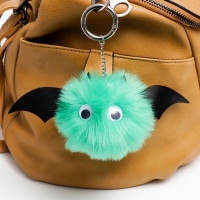 Пушистик на кольце "Летучая мышь" ярко-зелёный 15х19 см Пушистик на кольце "Летучая мышь" ярко-зелёный 15х19 см