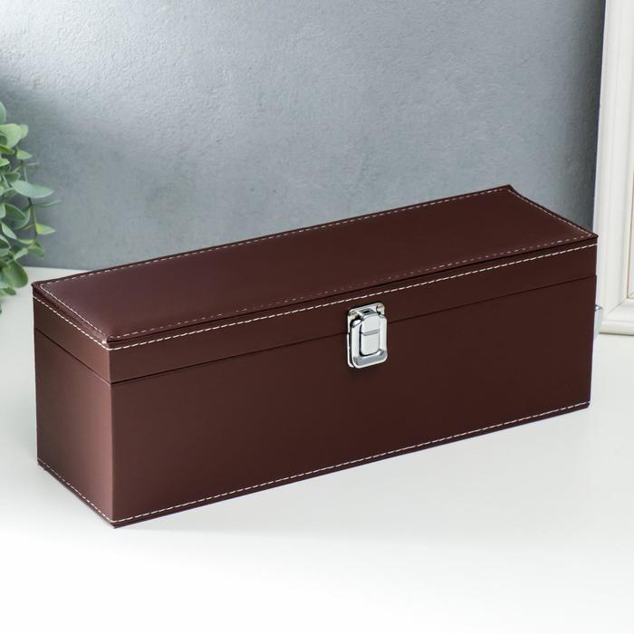 Шкатулка дерево, кожзам под бутылку Шкатулка дерево, кожзам под бутылку "Коричневая с белой строчкой" 4 предмета 36х11х12 см