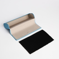 Футляр для очков на магните, длина 15,5 см, цвет голубой Футляр для очков на магните, длина 15,5 см, цвет голубой