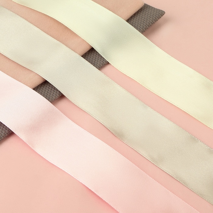 Набор атласных лент «Тёплый день», 3 шт, размер 1 ленты: 40 мм × 23 ± 1 м Набор атласных лент «Тёплый день», 3 шт, размер 1 ленты: 40 мм × 23 ± 1 м