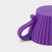 Форма для выпечки Доляна &laquo;Алиса в стране чудес&raquo;, силикон, 9&times;7&times;4,5 см, внутренний размер 6,5&times;6,5&times;4,5 см, цвет фиолетовый