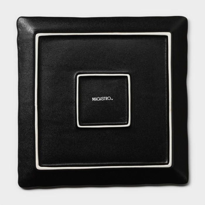 Блюдо фарфоровое для подачи Magistro Pietra lunare, 21×21 см, цвет чёрный Блюдо фарфоровое для подачи Magistro Pietra lunare, 21×21 см, цвет чёрный