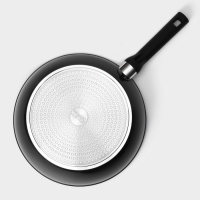 Сковорода Magistro Warrior, d=28 см, h=7,5 см, антипригарное покрытие, индукция, цвет чёрный