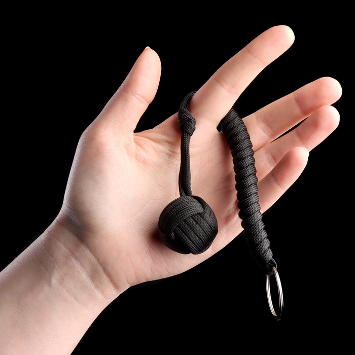 Брелок Брелок "Кулак обезьяны" черный, 24 см