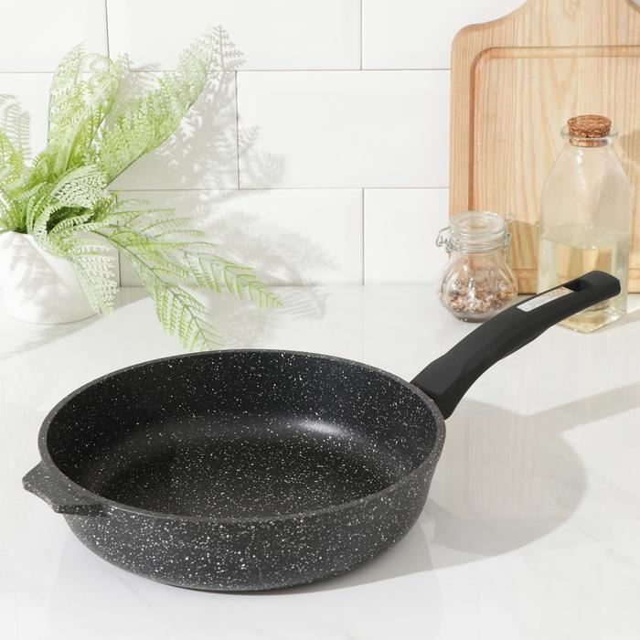 Сковорода &laquo;Гранит Black&raquo; Induction Pro, d=26 см, пластиковая ручка, антипригарное покрытие, цвет чёрный