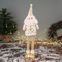 Мягкая игрушка "Дед Мороз цветочек" (59х21 см выдвинутые ножки) 40х21 см, золотисто-белый Мягкая игрушка "Дед Мороз цветочек" (59х21 см выдвинутые ножки) 40х21 см, золотисто-белый