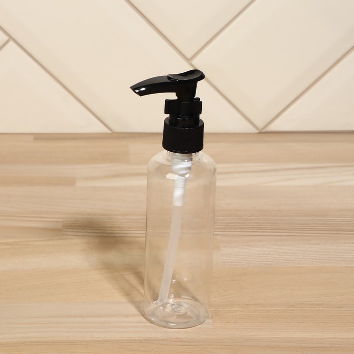 Набор банный, в косметичке, 8 предметов (полотенце 70 × 140 см, бутылочки 3 шт, баночки 2 шт, повязка на голову, лопатка), цвет МИКС Набор банный, в косметичке, 8 предметов (полотенце 70 × 140 см, бутылочки 3 шт, баночки 2 шт, повязка на голову, лопатка), цвет МИКС