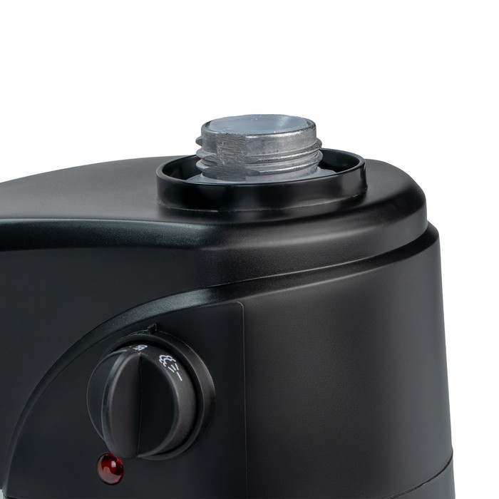 Кофеварка Galaxy LINE GL 0753, рожковая, 900 Вт, 0.24 л, капучинатор, чёрно-серебристая Кофеварка Galaxy LINE GL 0753, рожковая, 900 Вт, 0.24 л, капучинатор, чёрно-серебристая