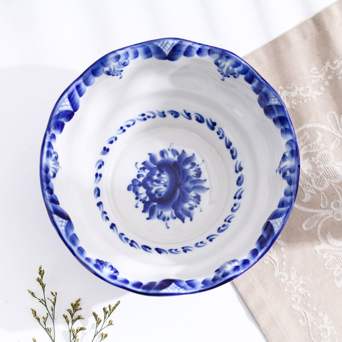 Салатник &laquo;Семья&raquo;, большой, 21&times;21&times;13 см, гжель