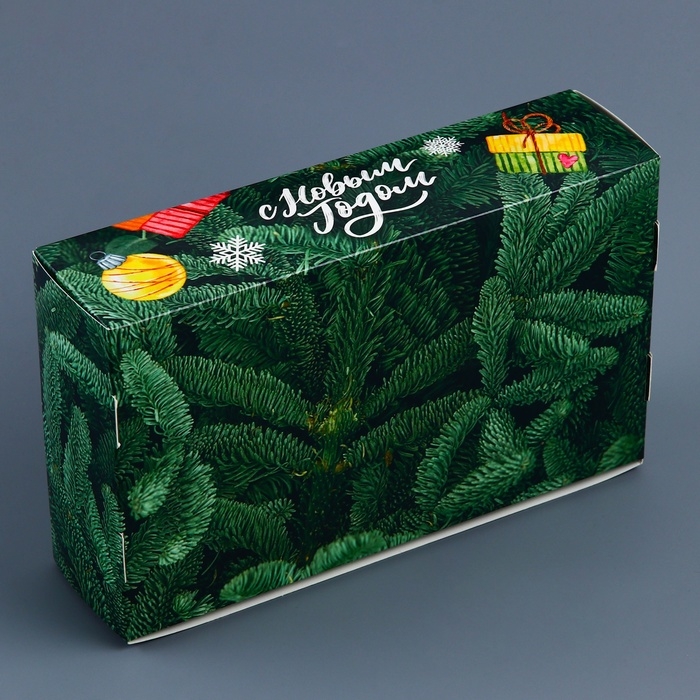 Новый год. Коробка для 5 эклеров подарочная, новогодняя упаковка Новый год. Коробка для 5 эклеров подарочная, новогодняя упаковка "Чудесных моментов", 25,2 х 15 х 6,6 см.