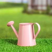 Кашпо "Лейка" розовое, 15х7х8см Кашпо "Лейка" розовое, 15х7х8см