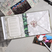 Дембельская книга на ленте &laquo;Герой&raquo;, 32 листа, 20 х 20 см