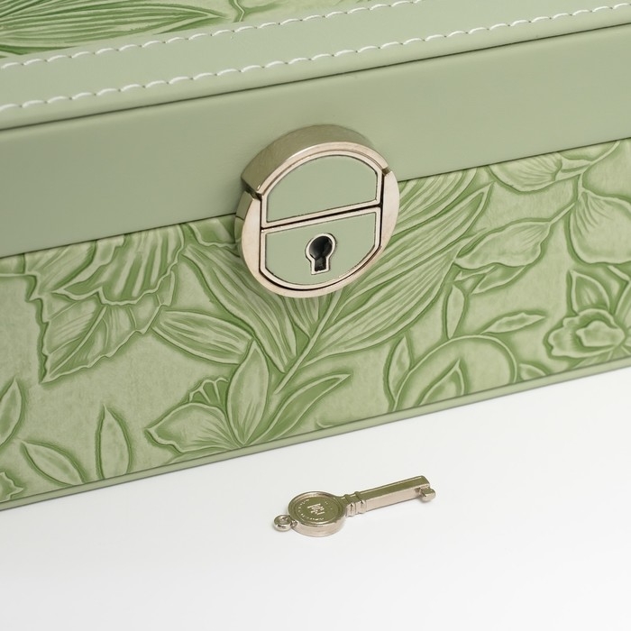 Шкатулка кожзам для украшений "Цветы" тиснение, серо-зелёная 25х25х8 см