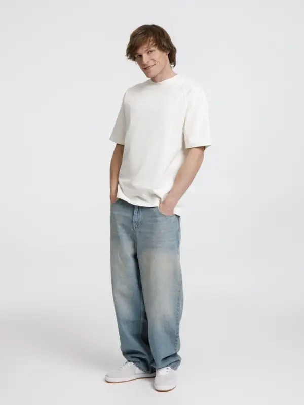 Футболка оверсайз унисекс Sideline, молочно-белая, размер XS/S