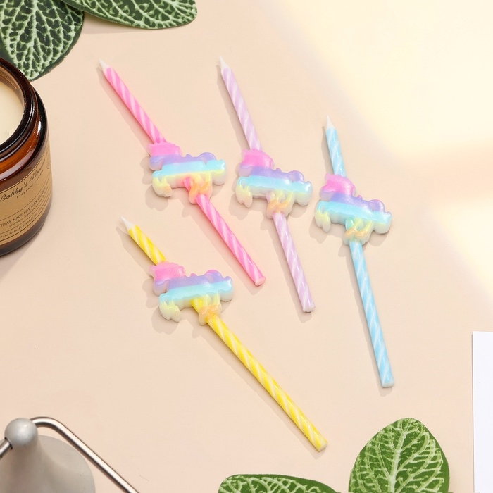 Набор свечей для торта, 4 шт Набор свечей для торта, 4 шт "Радужные единороги", спиральные, разноцветные