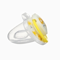 Соска - пустышка ортодонтическая «Цветы», +6 мес., цвет желтый Соска - пустышка ортодонтическая «Цветы», +6 мес., цвет желтый