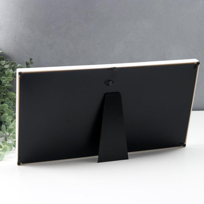 Фоторамка пластик на 12 фото 5х5 см Фоторамка пластик на 12 фото 5х5 см "Малыш" белая 20,5х38 см